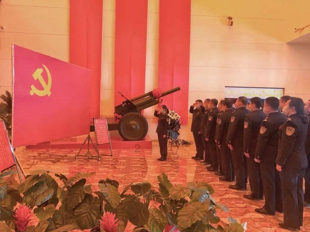 救援小白狼